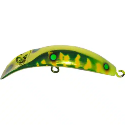 Brad's KillerFish spotted pickle. Plug fishing lure. Green and yellow hard bait.